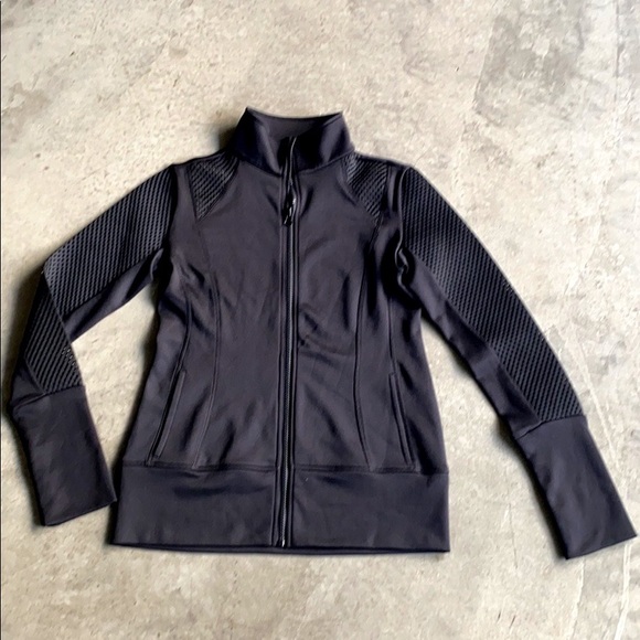 90 Degree black mesh zip up jacket - Picture 2 of 5